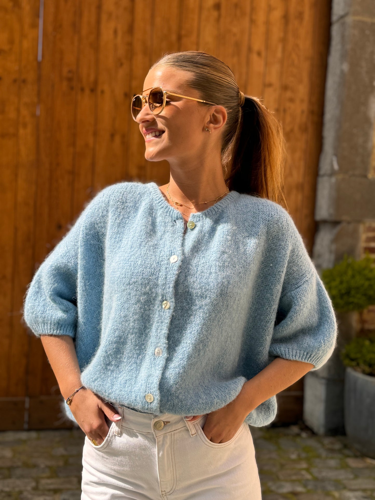 Pull BLUE